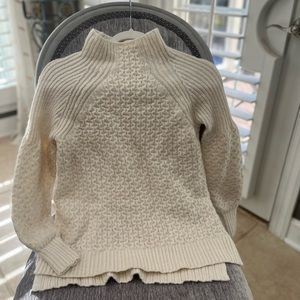 Anthropologie cream mock neck sweater size small